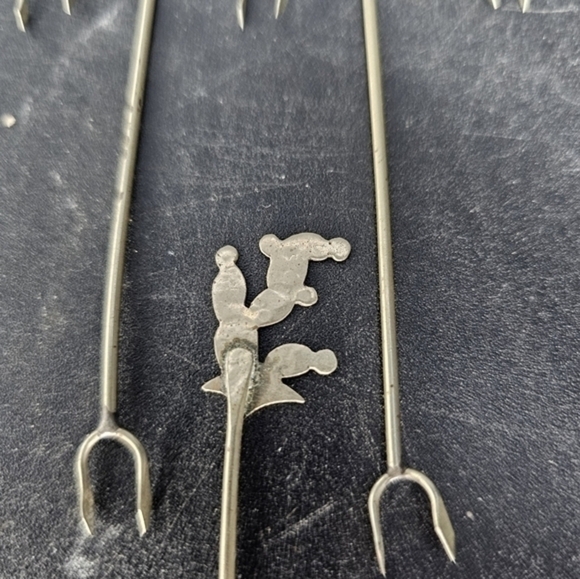 Vintage Alpaca Mexico olive/cheese cocktail picks‎ - Picture 5 of 7